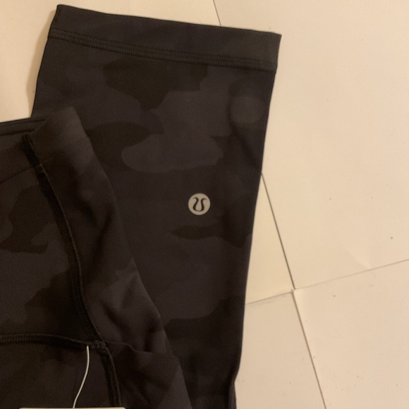 New with tags Lululemon Swift Speed HR Crop 21" leggings size 8 - Picture 8 of 16